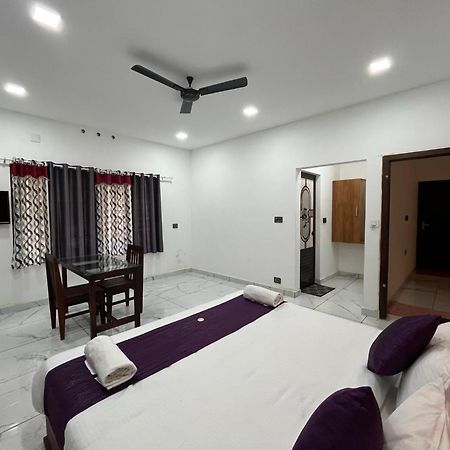 Mount Court Munnar Hotel Kültér fotó